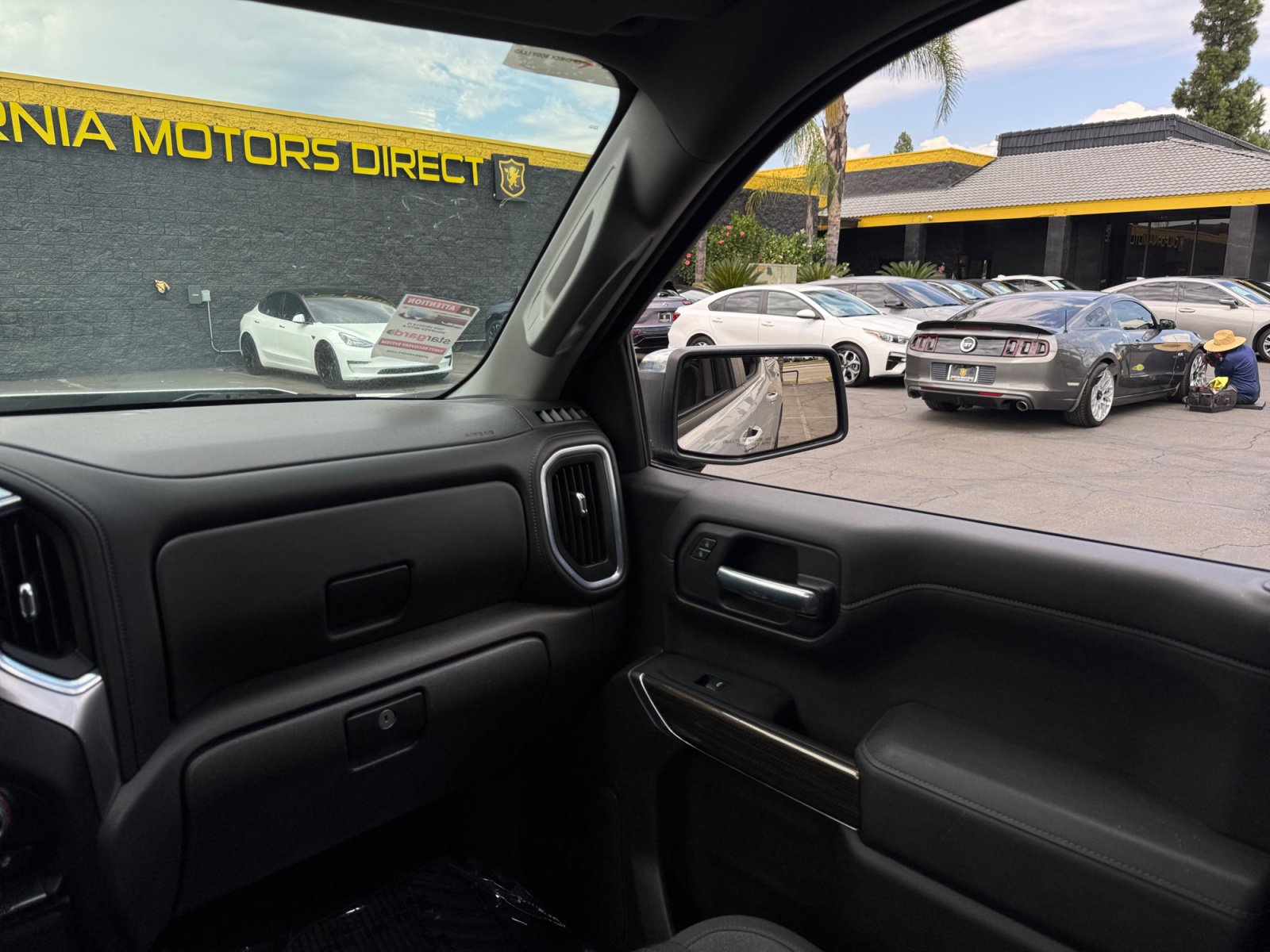 Used 2022 Chevrolet Silverado 1500 LT AWD/4WD image 20
