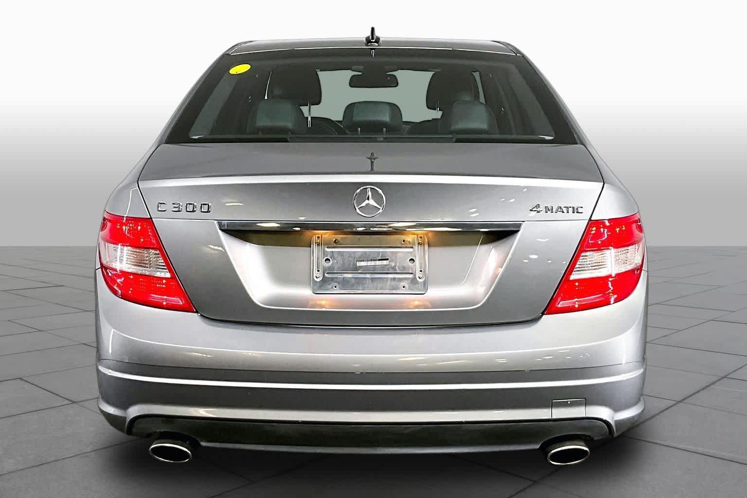 Used 2011 Mercedes-Benz C 300 4MATIC Sedan image 5