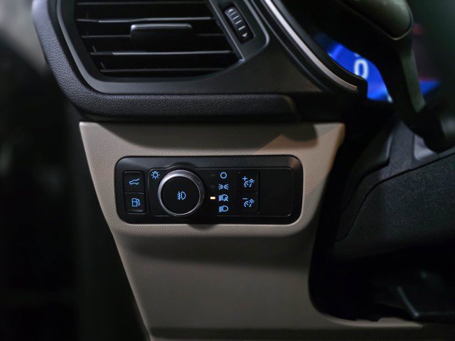 Used 2022 Ford Escape SEL w/ Technology Package image 30