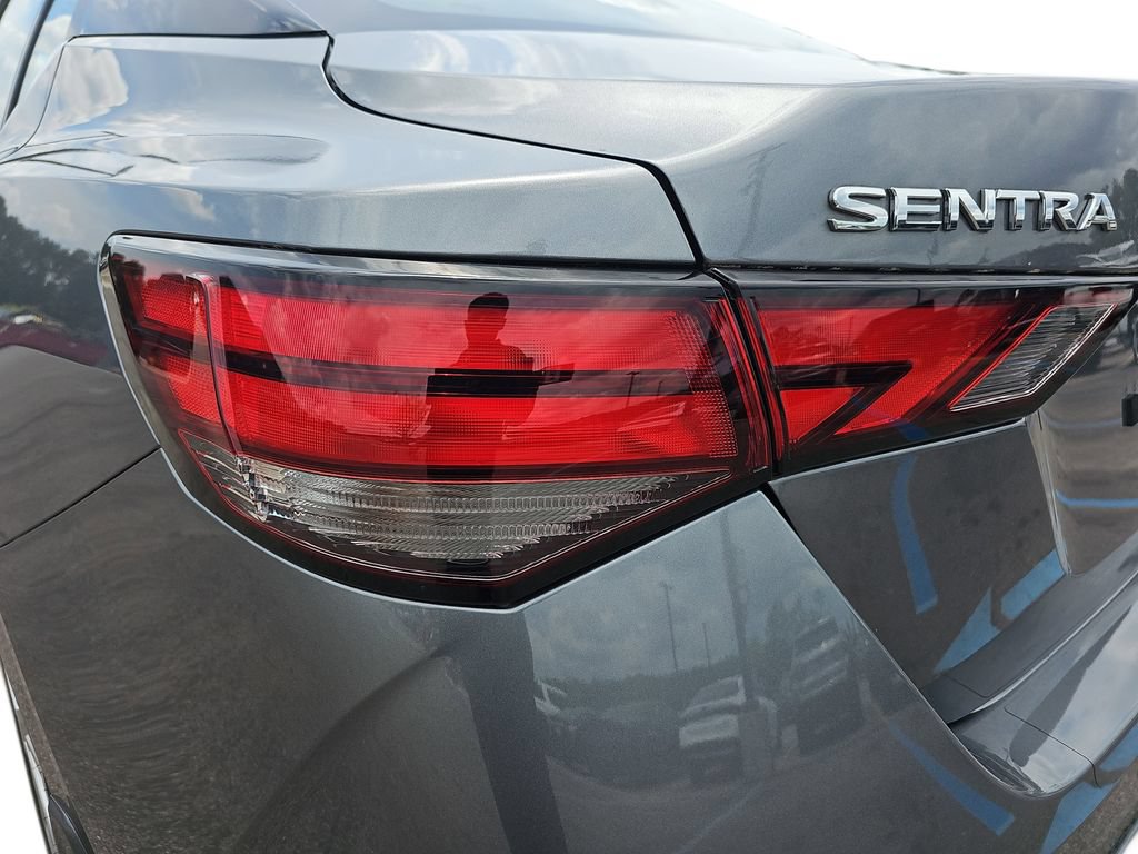 Used 2024 Nissan Sentra S FWD image 34