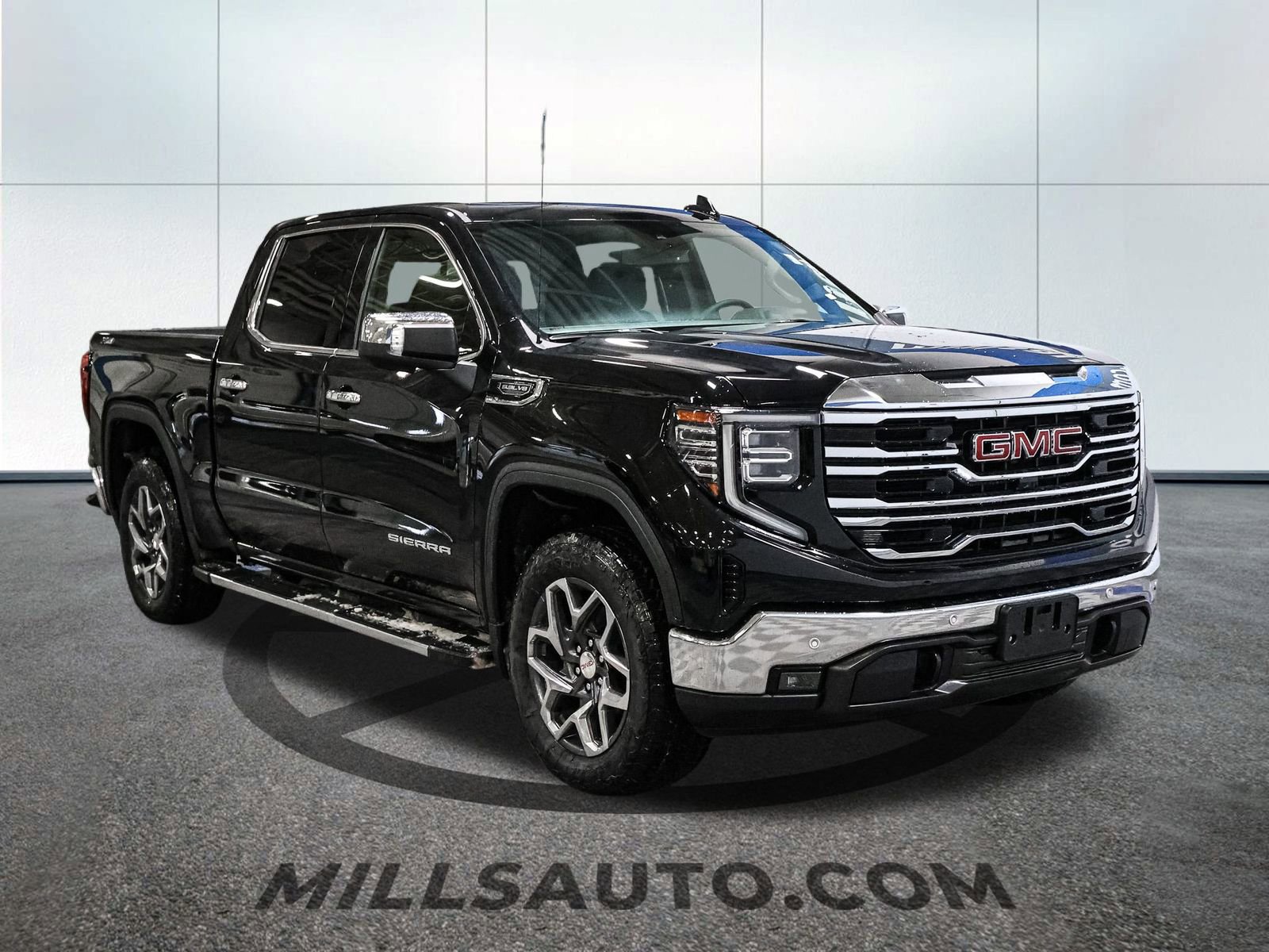 New 2026 GMC Sierra 1500 SLT w/ SLT Premium Plus Package image 11