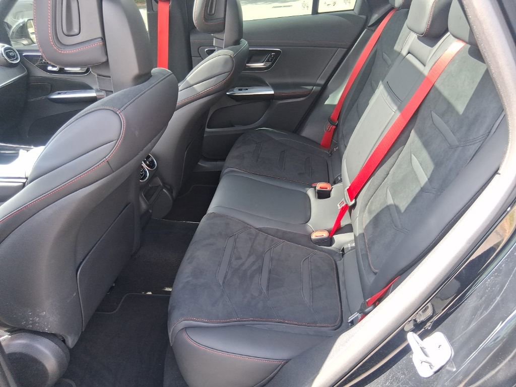 Used 2025 Mercedes-Benz GLC 43 AMG 4MATIC image 16