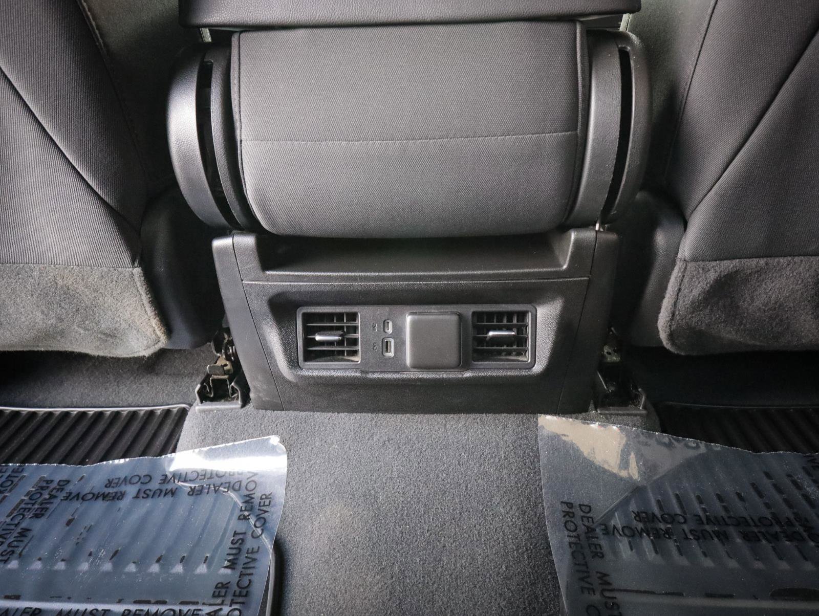 Used 2023 GMC Sierra 1500 Elevation image 32