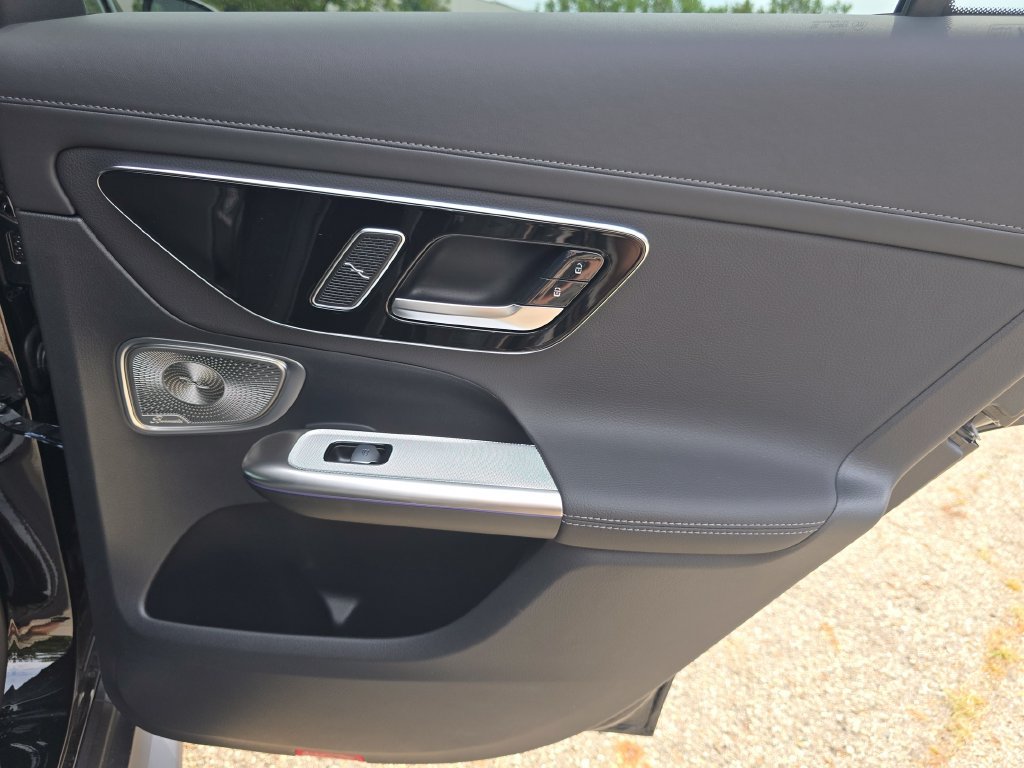 New 2027 Mercedes-Benz GLC 300 4MATIC image 24