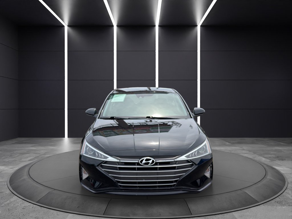 Used 2020 Hyundai Elantra SEL w/ Cargo Package (C1) FWD image 2