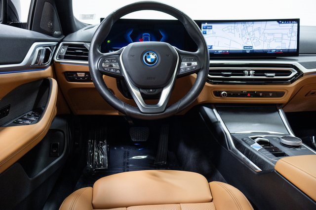 Certified 2023 BMW i4 eDrive35 image 3