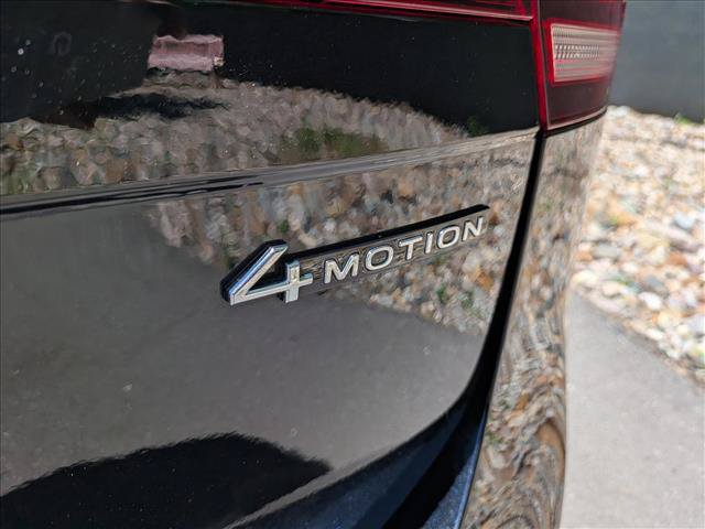 Certified 2023 Volkswagen Tiguan SE AWD/4WD image 17