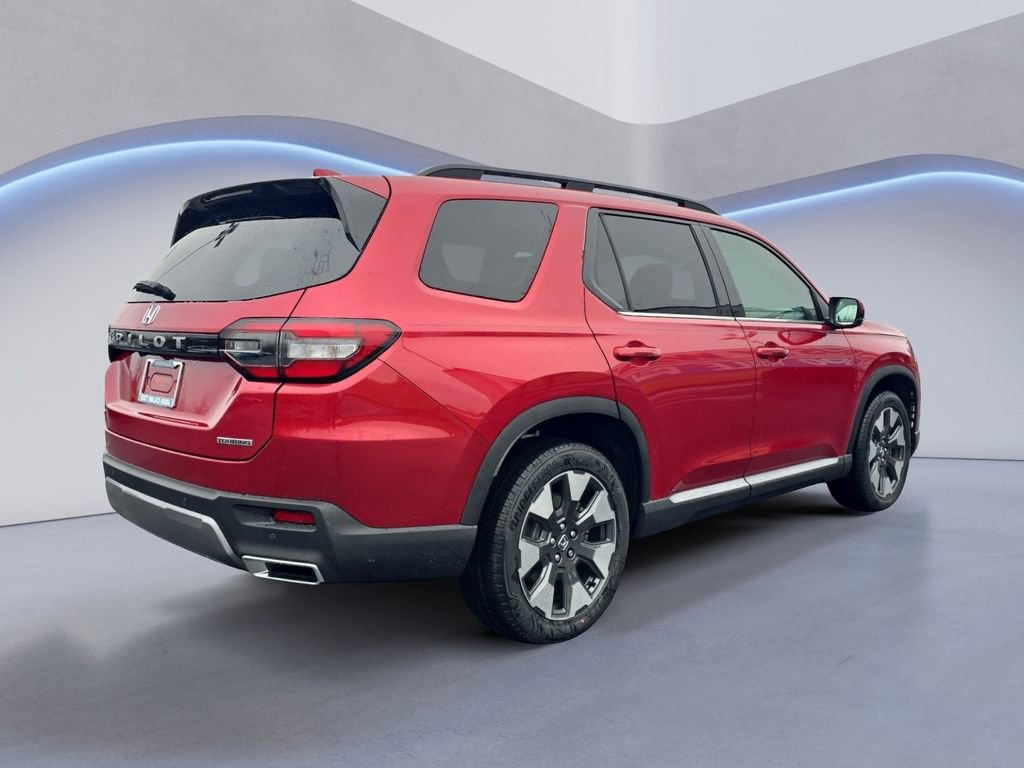 New 2026 Honda Pilot Touring image 5