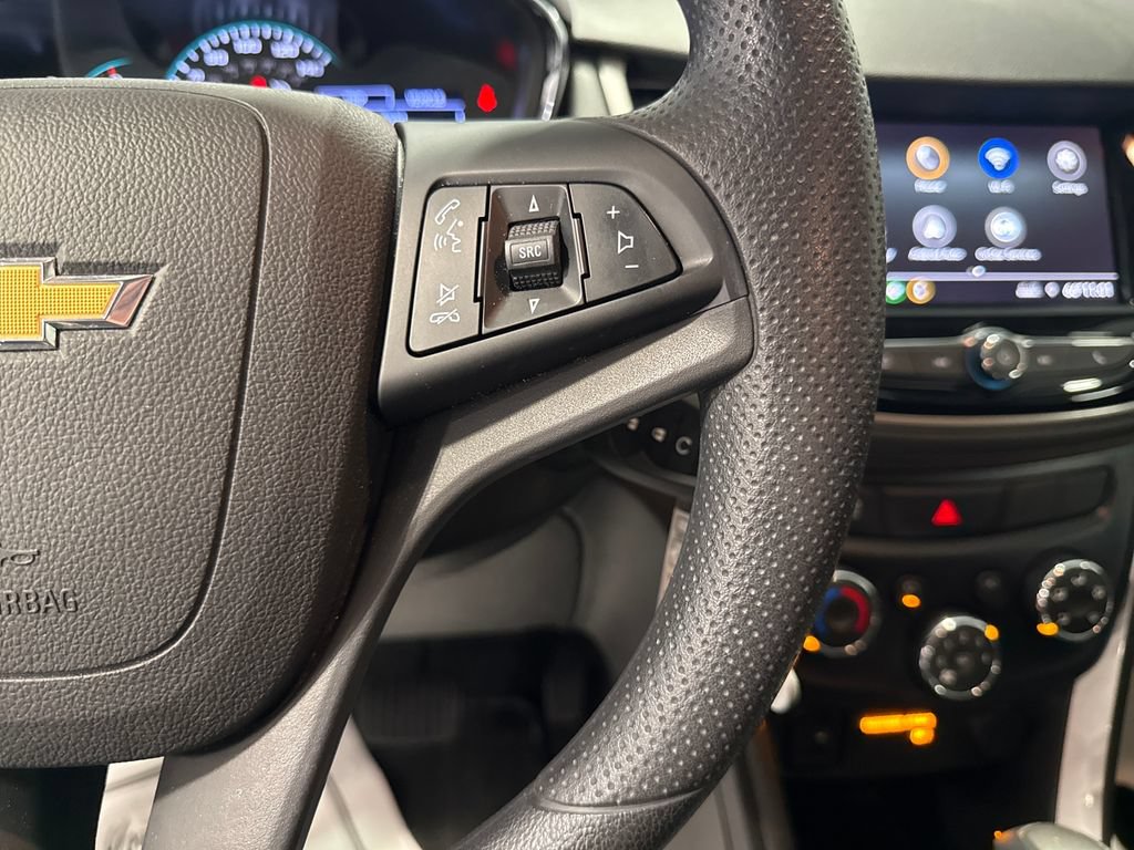 Used 2020 Chevrolet Trax LT FWD image 4