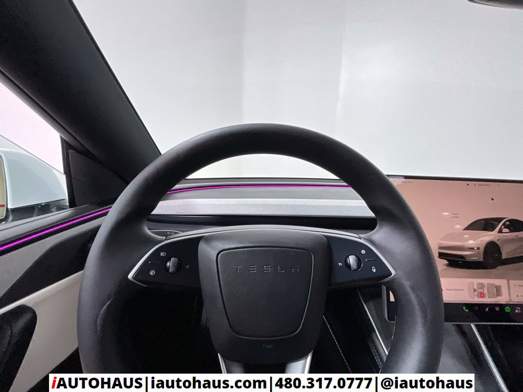 Used 2026 Tesla Model Y AWD image 31