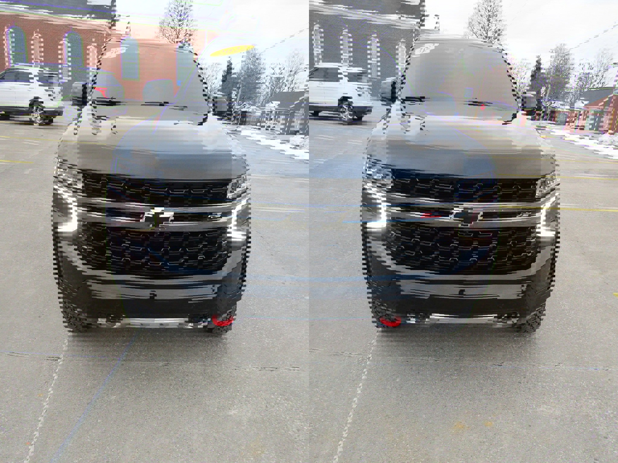 Used 2022 Chevrolet Tahoe Z71 w/ Luxury Package AWD/4WD image 8