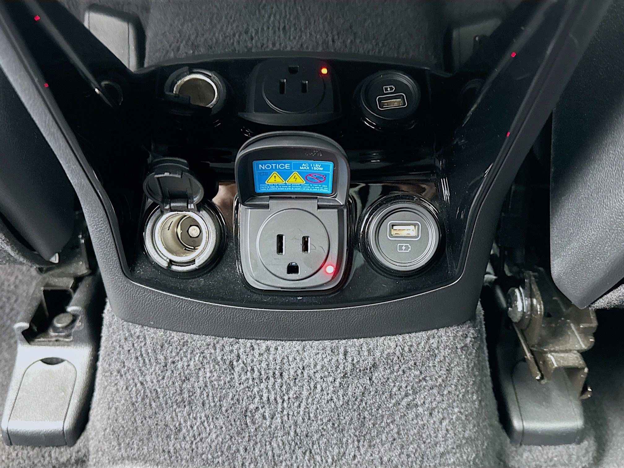 Used 2023 Kia Sorento SX Prestige AWD/4WD image 17