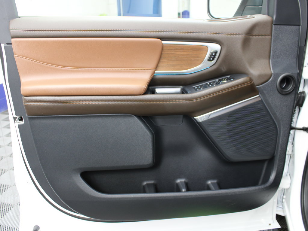 Used 2025 Ford Expedition King Ranch AWD/4WD image 78