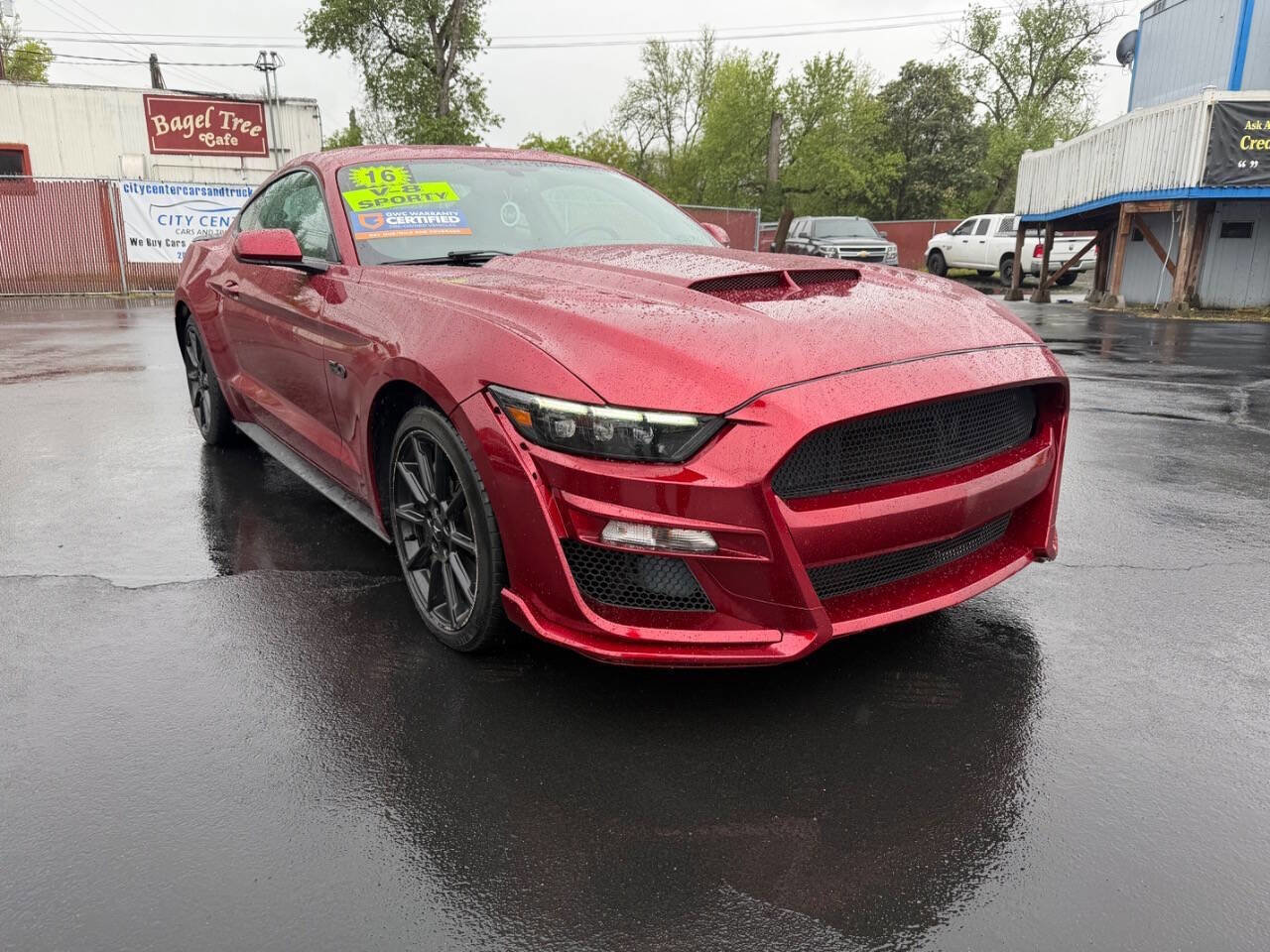 Used 2016 Ford Mustang GT w/ Black Accent Package