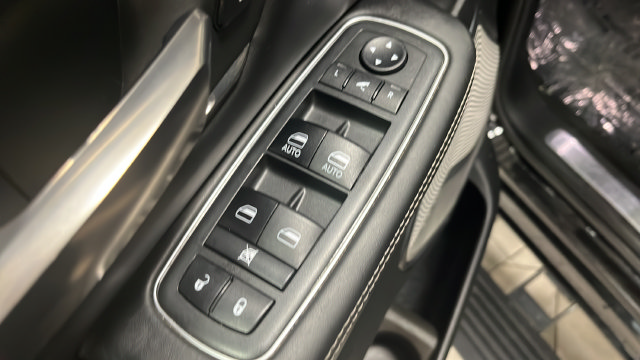 Used 2019 RAM 1500 Limited AWD/4WD image 22