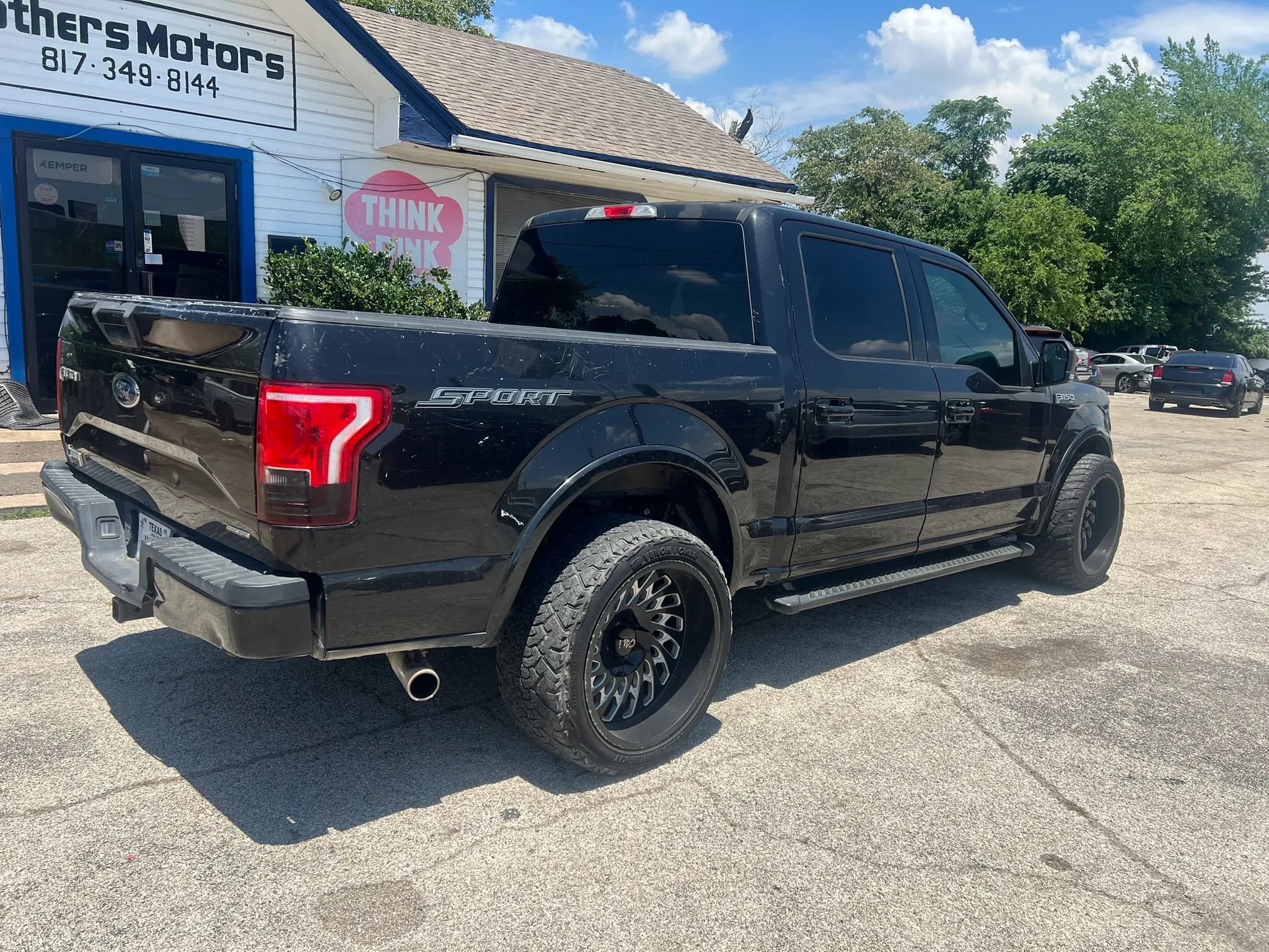 Used 2015 Ford F150 XLT w/ Equipment Group 301A Mid RWD image 3