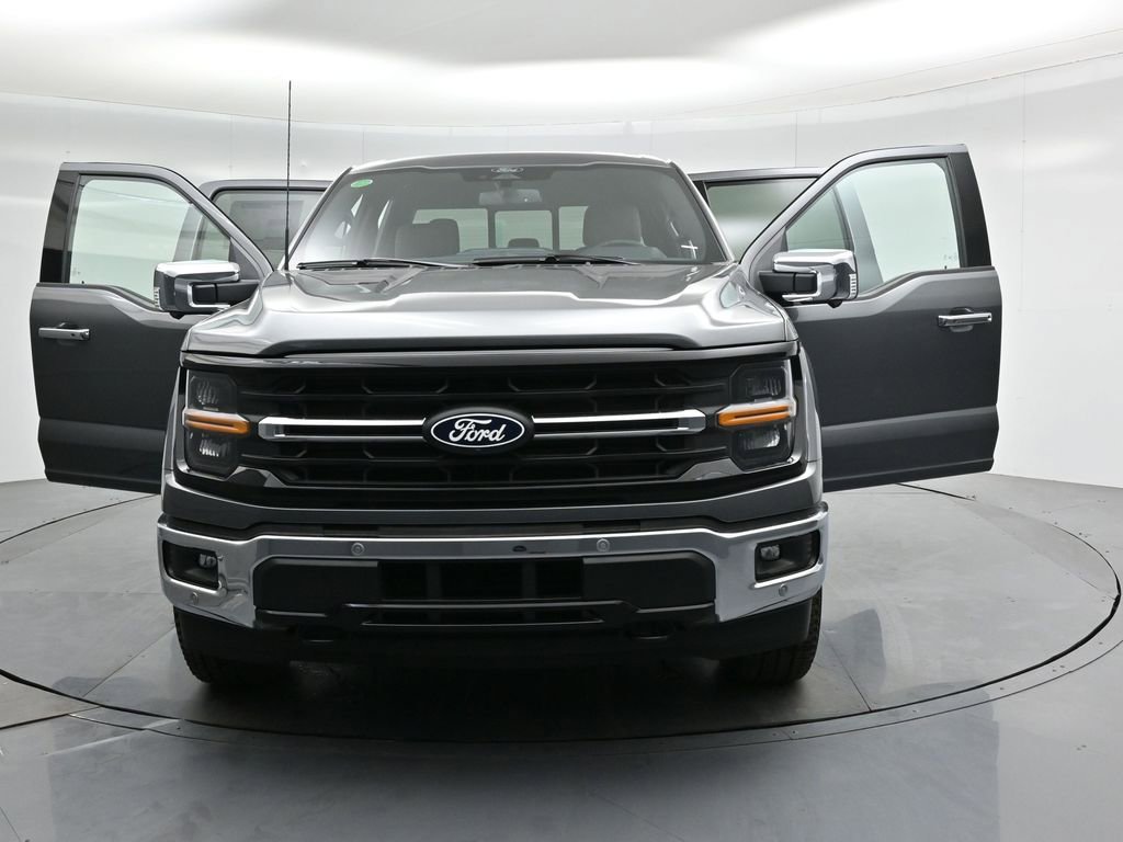 New 2025 Ford F150 XLT w/ Equipment Group 302A MID image 30