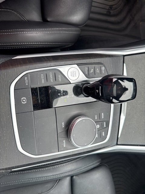 Used 2019 BMW 330i xDrive Sedan w/ Premium Package AWD/4WD image 14