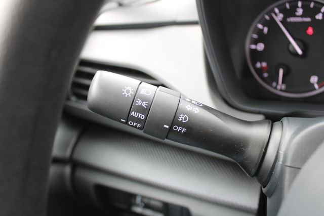 Certified 2025 Subaru Crosstrek 2.5i Premium AWD/4WD image 30