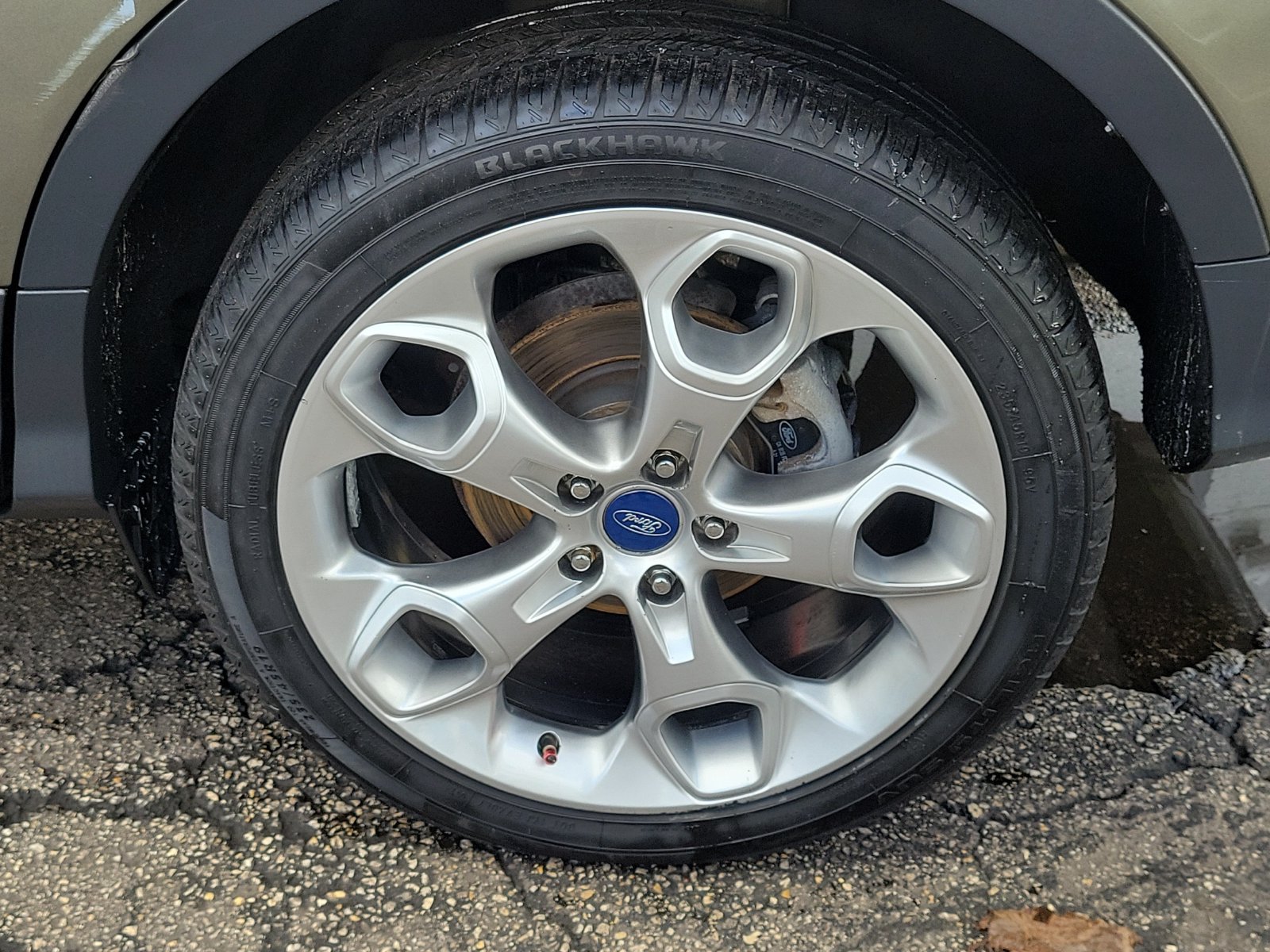 Used 2014 Ford Escape Titanium FWD image 9