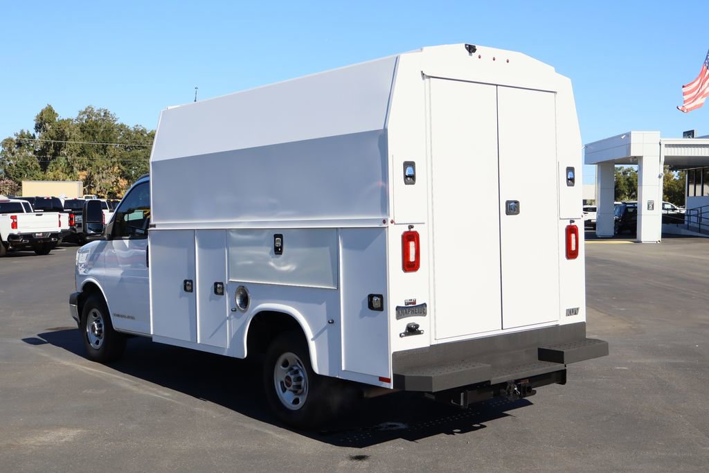 Used 2023 GMC Savana 3500 w/ Power Convenience Package image 6