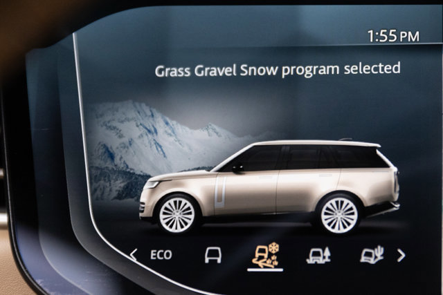 Used 2023 Land Rover Range Rover SE image 80