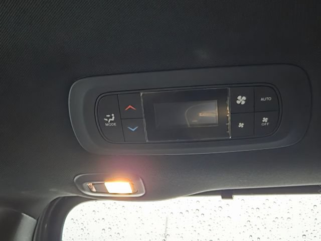 Certified 2023 Chrysler Pacifica Limited w/ Uconnect Theater Family Group AWD/4WD image 27