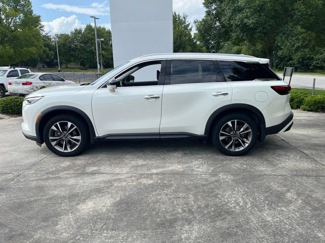 Used 2023 INFINITI QX60 Luxe w/ Performance Audio Package AWD/4WD image 3