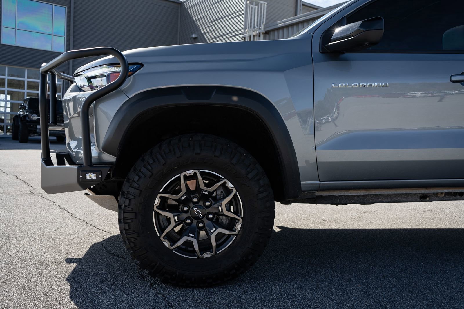 Used 2024 Chevrolet Colorado ZR2 w/ Technology Package AWD/4WD image 4