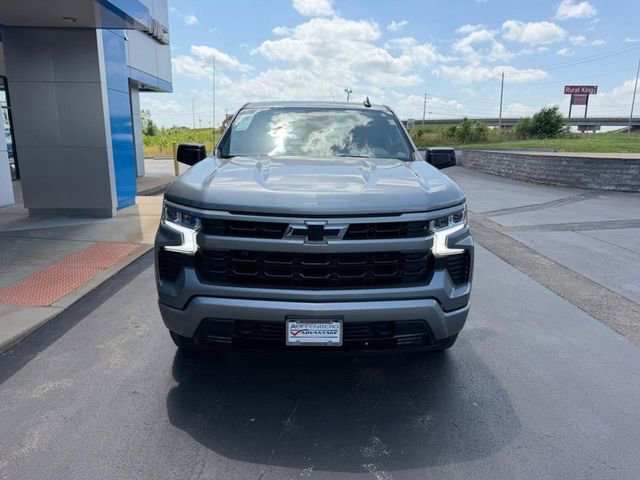 Used 2023 Chevrolet Silverado 1500 RST w/ Z71 Off-Road Package AWD/4WD image 3