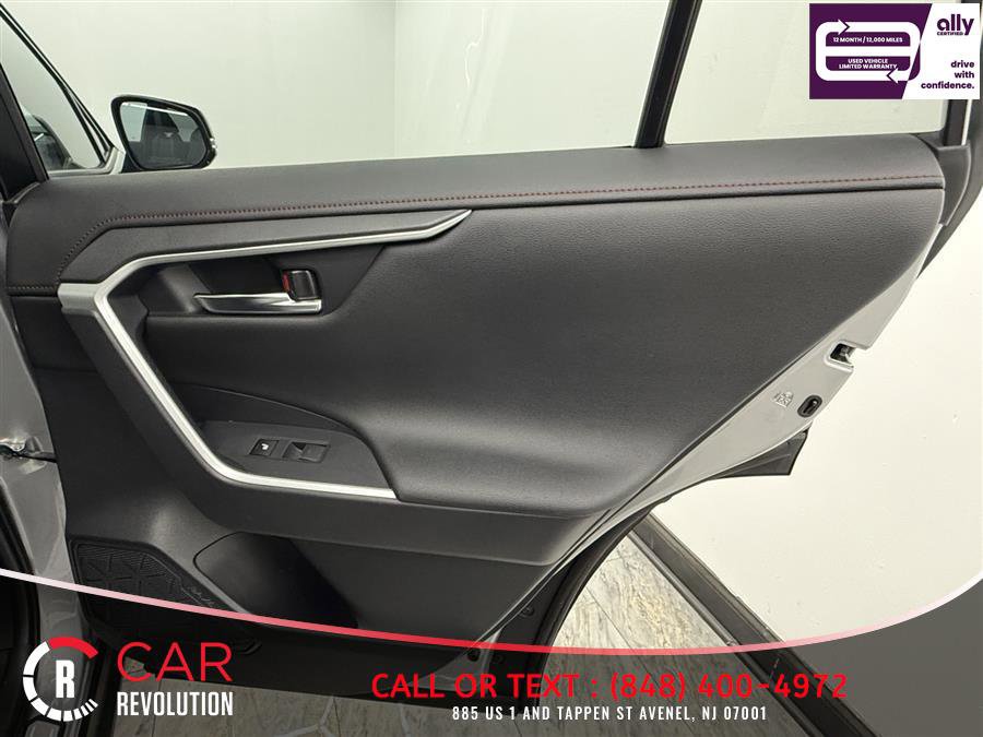 Used 2022 Toyota RAV4 XSE w/ Premium Package image 37