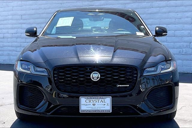 Used 2024 Jaguar XF R-Dynamic SE RWD image 2