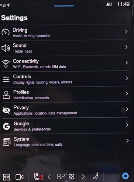 Used 2025 Volvo XC60 B5 Plus image 26