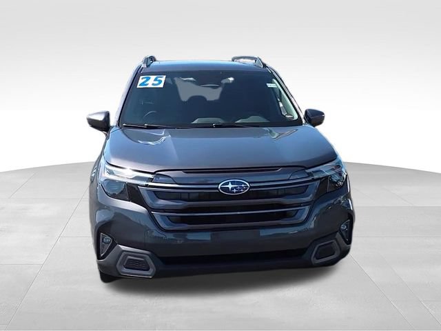 Used 2025 Subaru Forester Limited AWD/4WD image 8