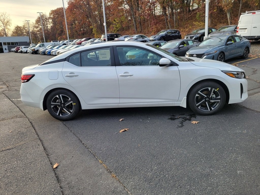 Certified 2025 Nissan Sentra SV w/ Trunk Package image 6