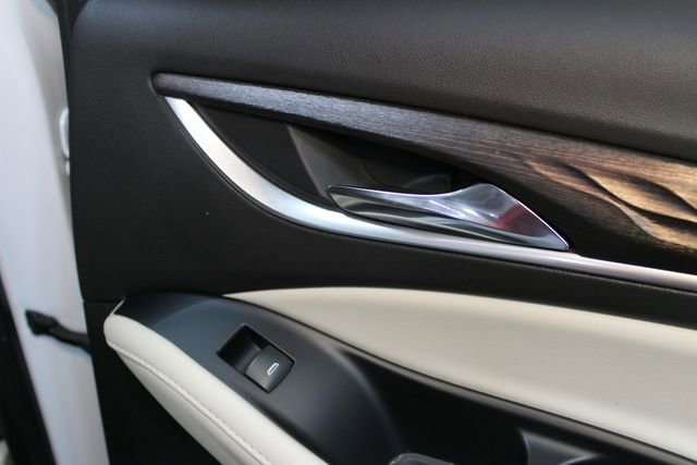 Used 2023 Buick Enclave Avenir w/ Avenir Technology Package AWD/4WD image 13