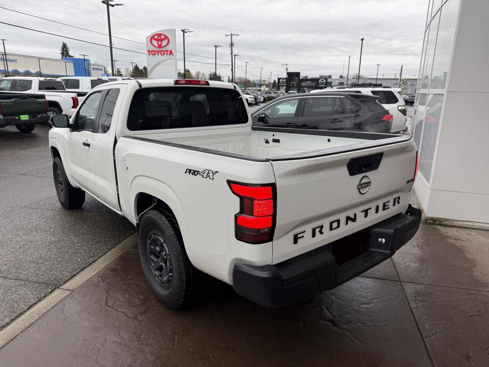 Used 2023 Nissan Frontier S w/ Technology Package image 5