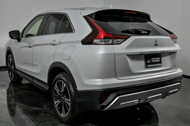 Used 2024 Mitsubishi Eclipse Cross SE AWD/4WD image 8