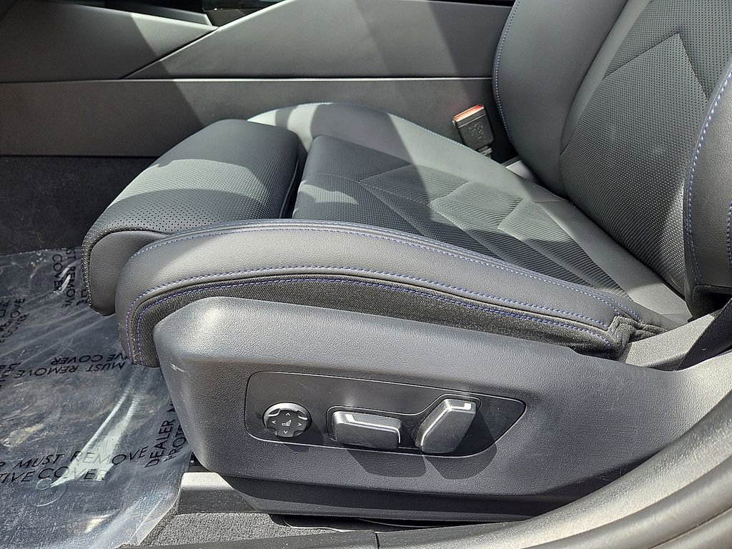 Used 2024 BMW 530i w/ M Sport Package RWD image 25