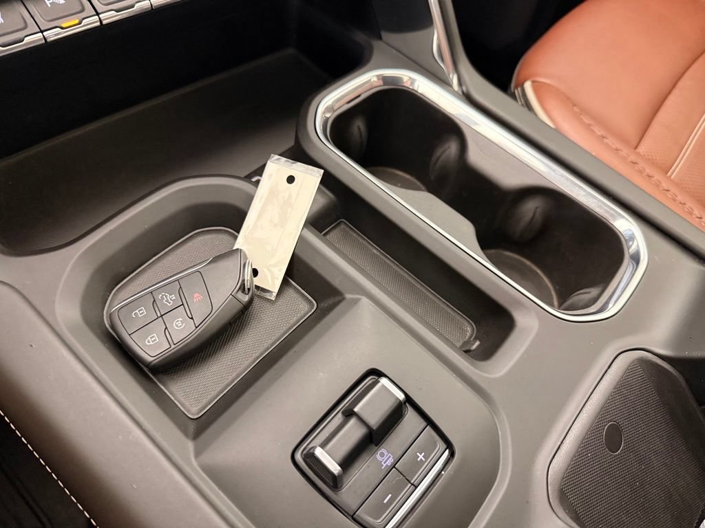 Used 2024 GMC Sierra 3500 Denali Ultimate AWD/4WD image 46