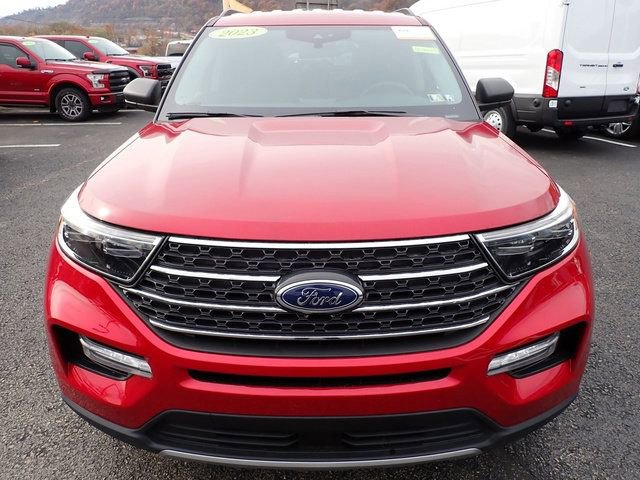Used 2023 Ford Explorer XLT w/ Equipment Group 202A image 11