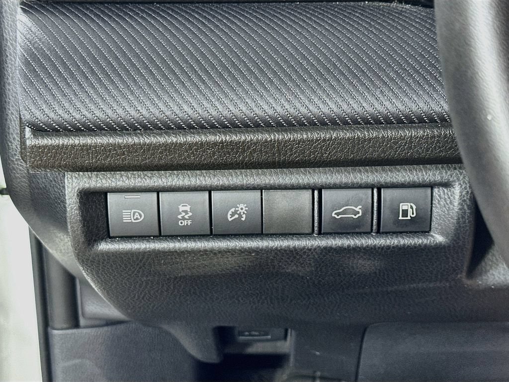 Used 2026 Toyota Camry SE FWD image 21