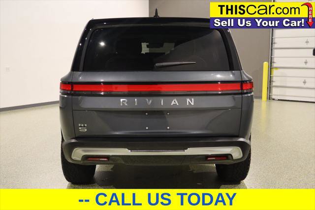 Used 2025 Rivian R1S Adventure image 6