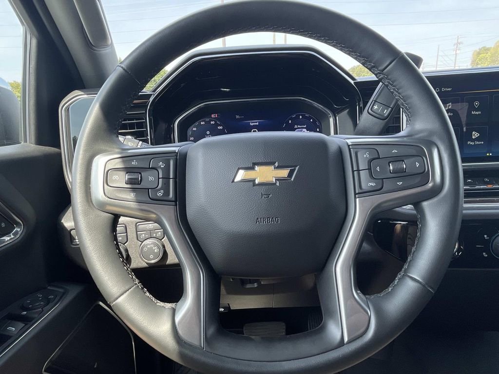 Used 2024 Chevrolet Silverado 1500 LT AWD/4WD image 25