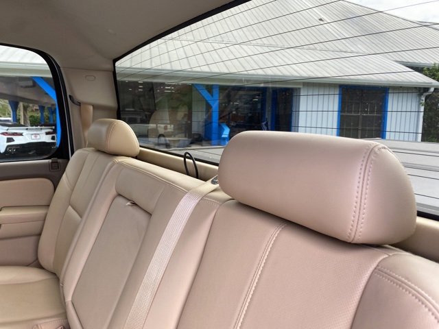 Used 2014 Chevrolet Silverado 2500 LTZ w/ LTZ Plus Package image 29