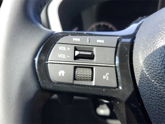 Used 2025 Honda Pilot EX-L image 17