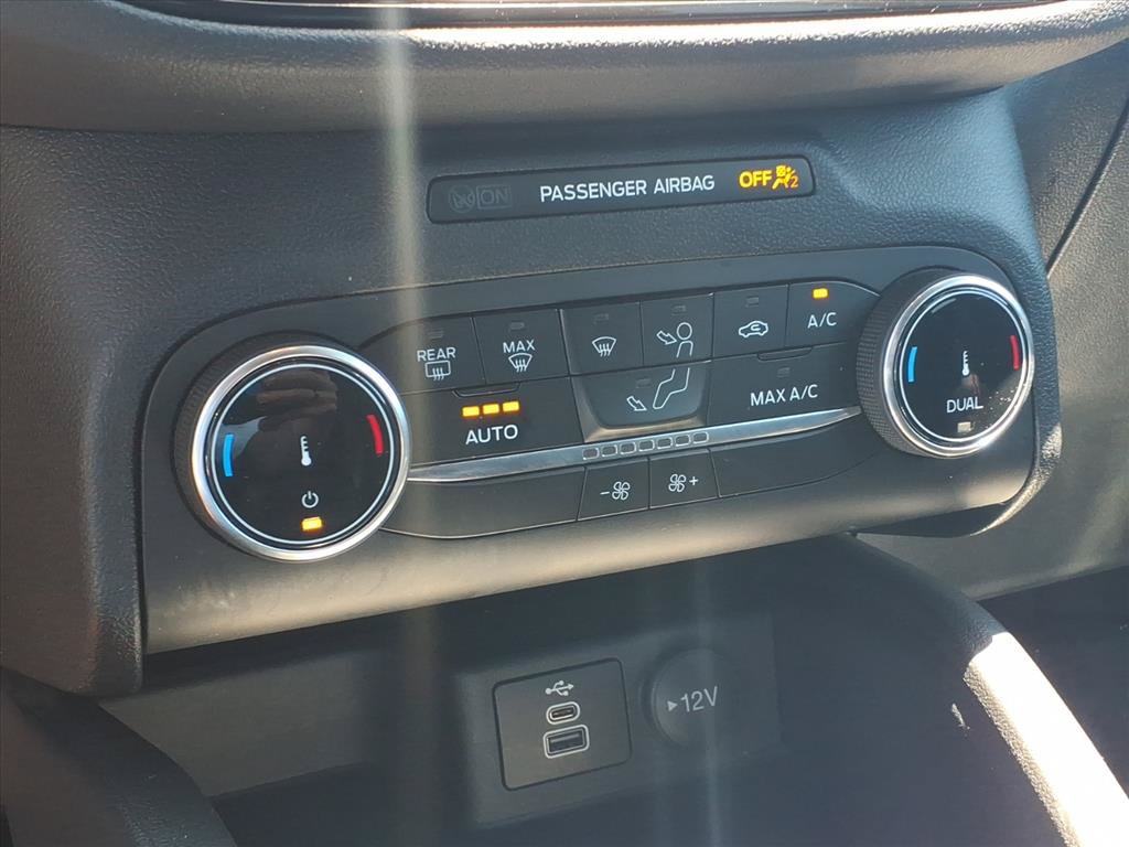 Used 2025 Ford Escape ST-Line AWD/4WD image 7