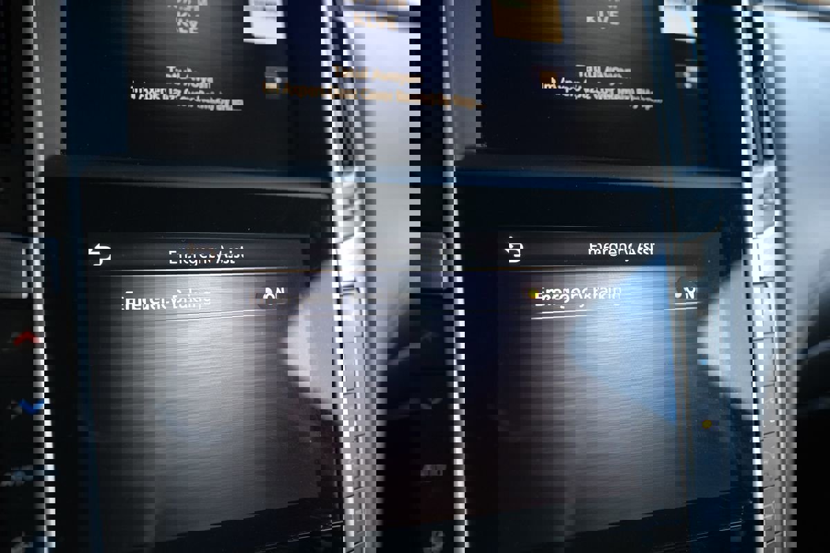 Used 2020 INFINITI Q50 Luxe w/ Cargo Package image 19