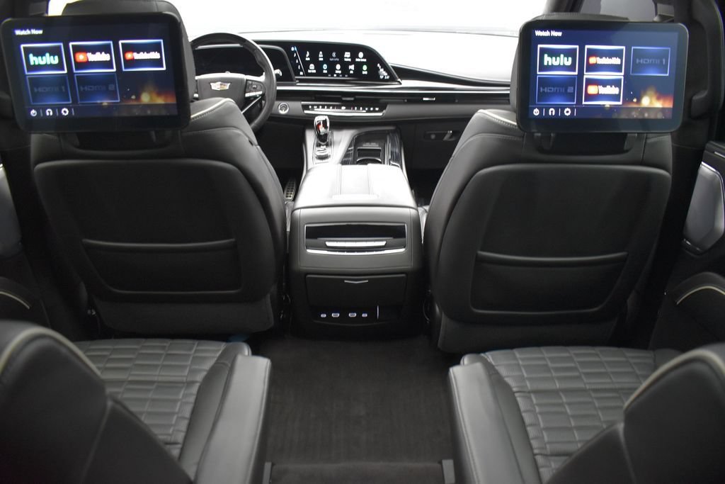 Certified 2023 Cadillac Escalade ESV V w/ Heavy-Duty Trailer Package AWD/4WD image 31