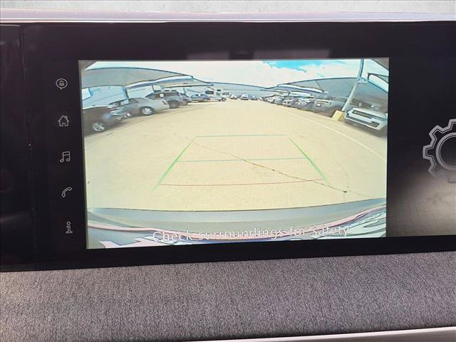 Used 2025 Nissan Kicks SV FWD image 13